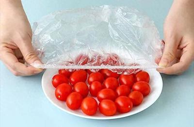 一次性“浴帽保鲜膜”走红，安全需谨慎辨别